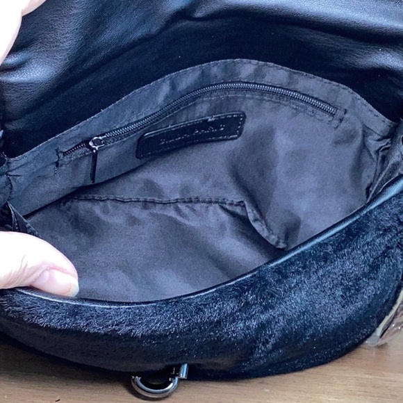 Black Velvet Shoulder Bag with Silver Chain - Picture 6 of 10